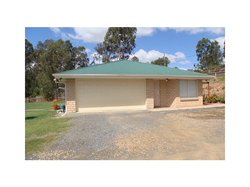 114 Michelle Dr, Cedar Grove QLD 4285