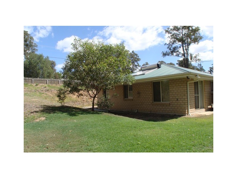 114 Michelle Dr, Cedar Grove QLD 4285