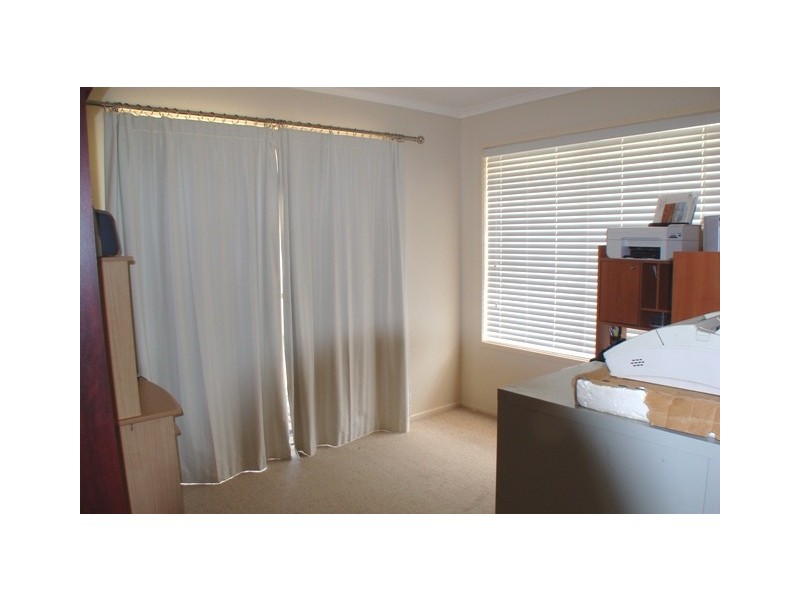 114 Michelle Dr, Cedar Grove QLD 4285