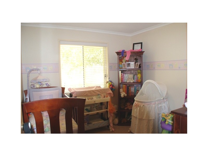 114 Michelle Dr, Cedar Grove QLD 4285