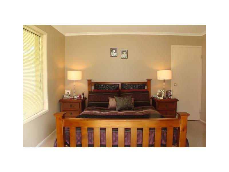 114 Michelle Dr, Cedar Grove QLD 4285