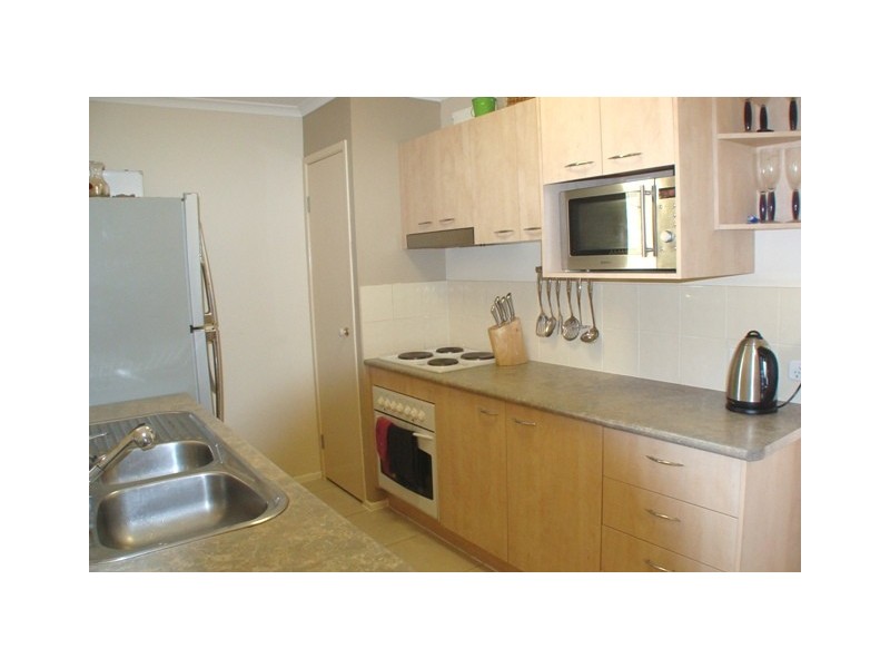 114 Michelle Dr, Cedar Grove QLD 4285