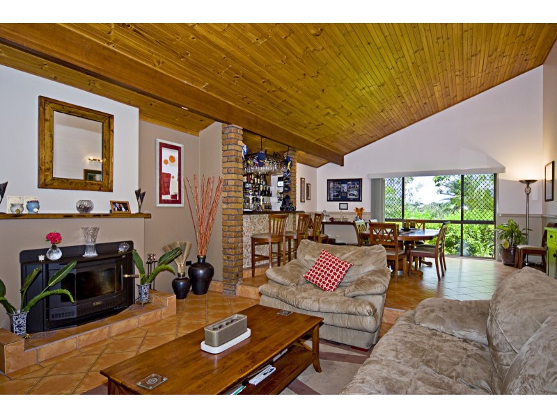 23 Carl Heck BVD, Windaroo QLD 4207