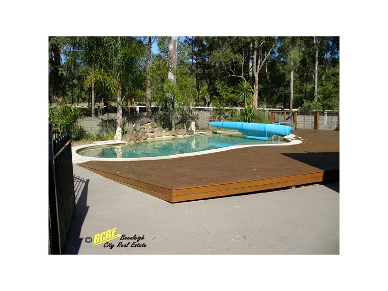 Logan Village QLD 4207