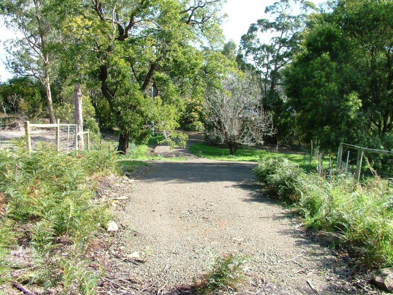 Deep Bay TAS 7112
