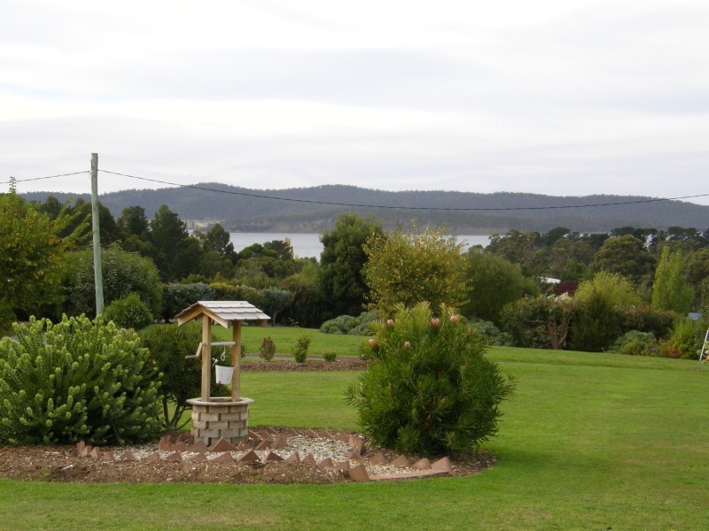 Woodbridge TAS 7162