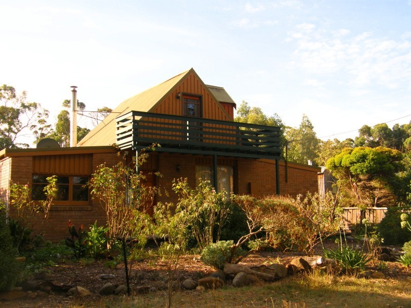 Verona Sands TAS 7112