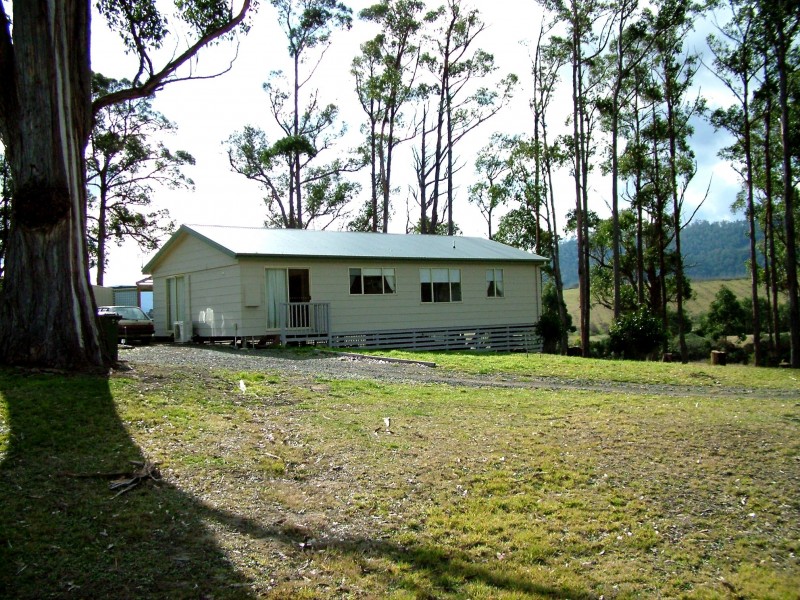 1907 Cygnet Coast Road, Cradoc TAS 7109