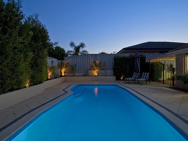 34 Dandenong Way, Alexander Heights WA 6064