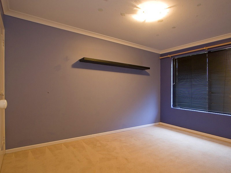 15 Dandenong Way, Alexander Heights WA 6064