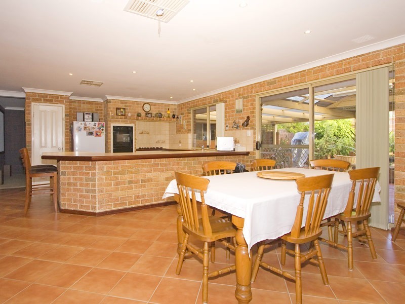 30 Evandale Road, Darch WA 6065