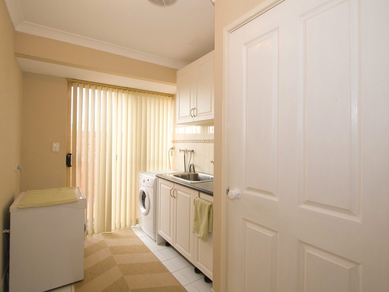 30 Evandale Road, Darch WA 6065