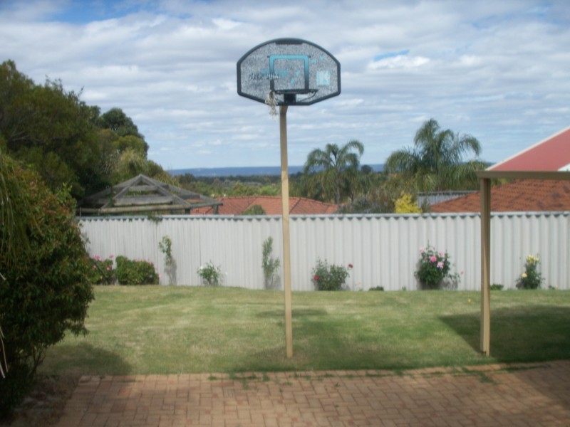 75 Azelia Street, Alexander Heights WA 6064