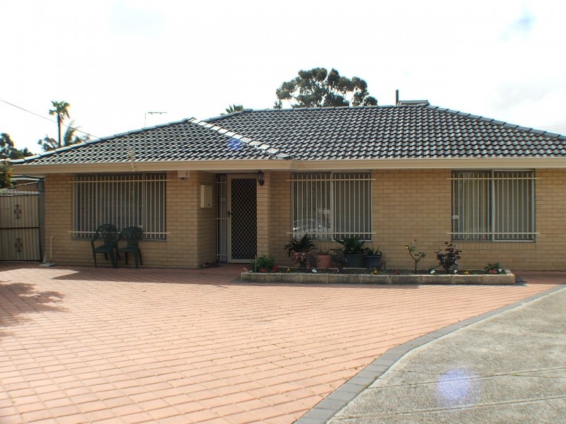 3 Lecky Court, Girrawheen WA 6064