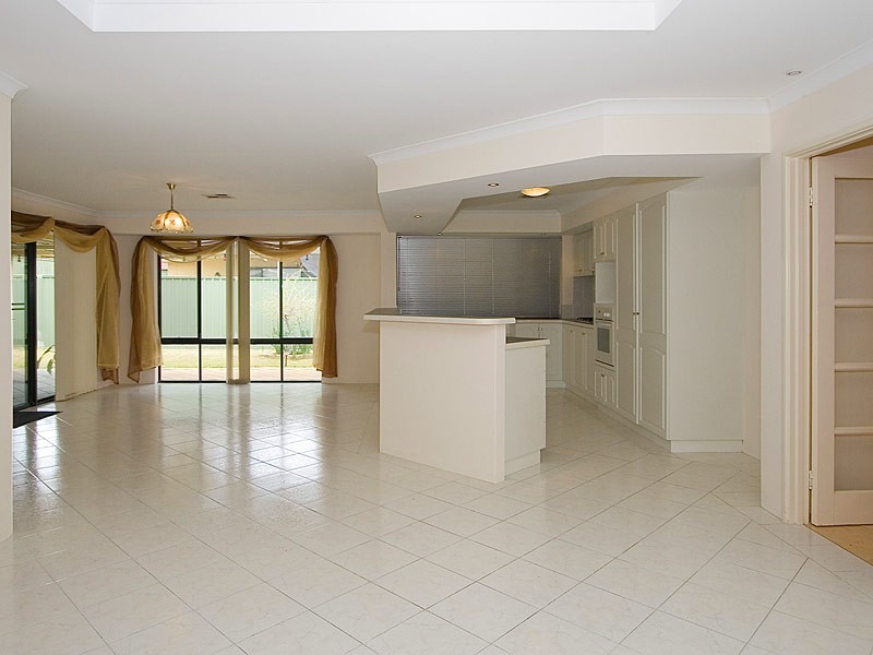 43 Rayner Drive, Landsdale WA 6065