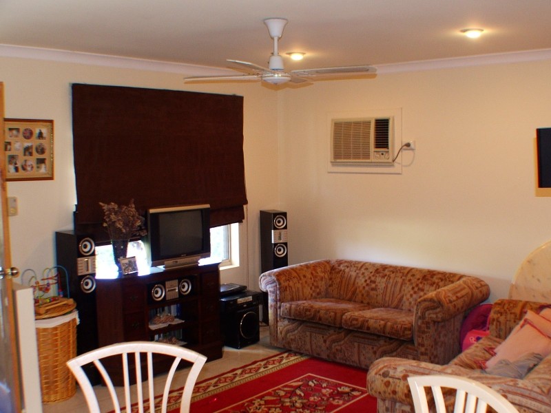 14 Hydrangea Place, Alexander Heights WA 6064