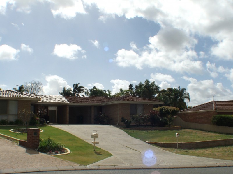 A/12 Ellara Court, Alexander Heights WA 6064