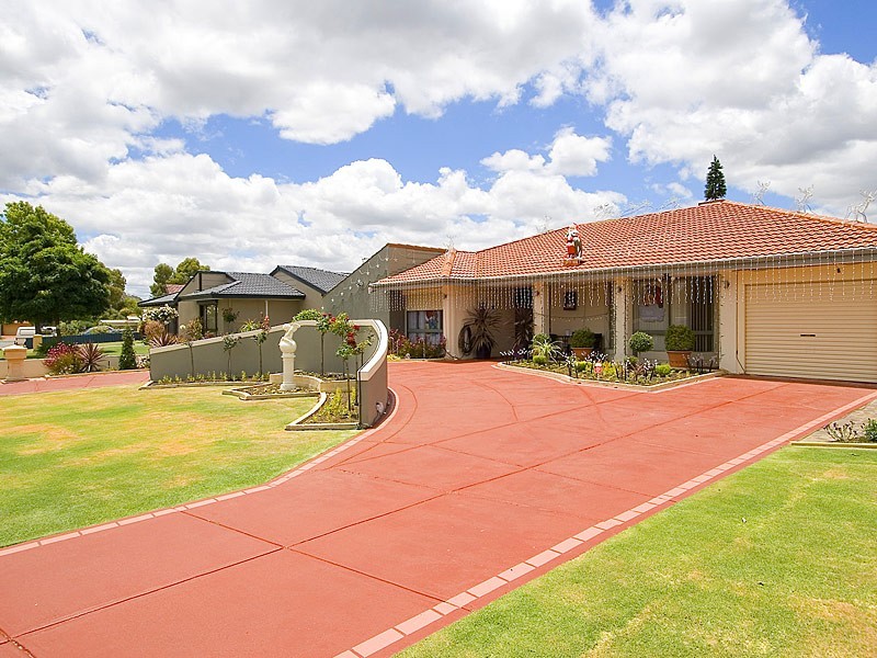 68 Park Lane, Alexander Heights WA 6064