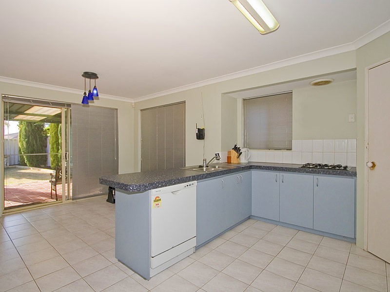 71 Fenchurch Street, Alexander Heights WA 6064