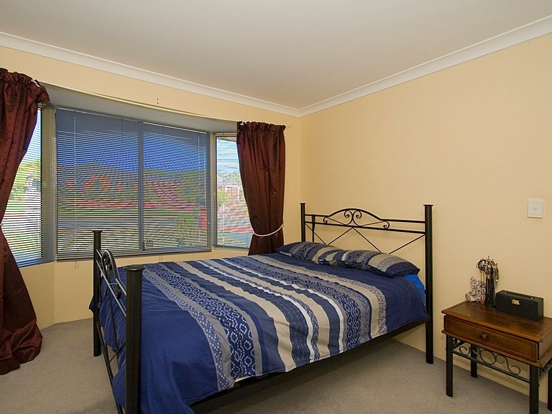 71 Fenchurch Street, Alexander Heights WA 6064