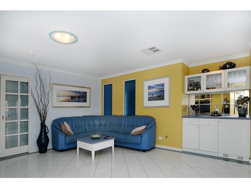 12 Josephine Way, Alexander Heights WA 6064