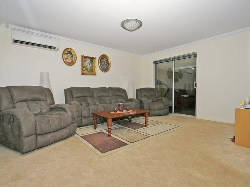 56 Morgan Way, Girrawheen WA 6064