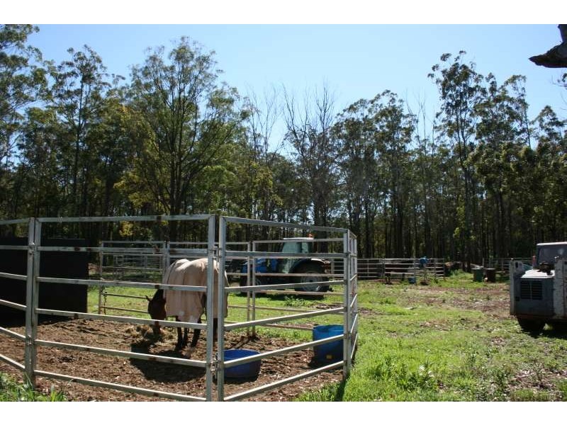 18 Penny Road, Highfields QLD 4352
