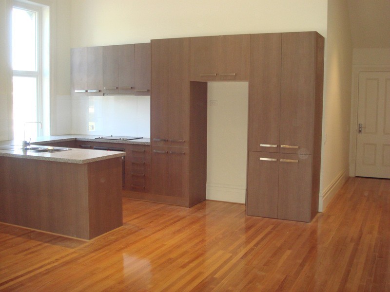 4/83 Queens Road, Melbourne VIC 3004