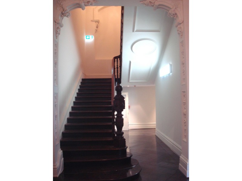 4/83 Queens Road, Melbourne VIC 3004