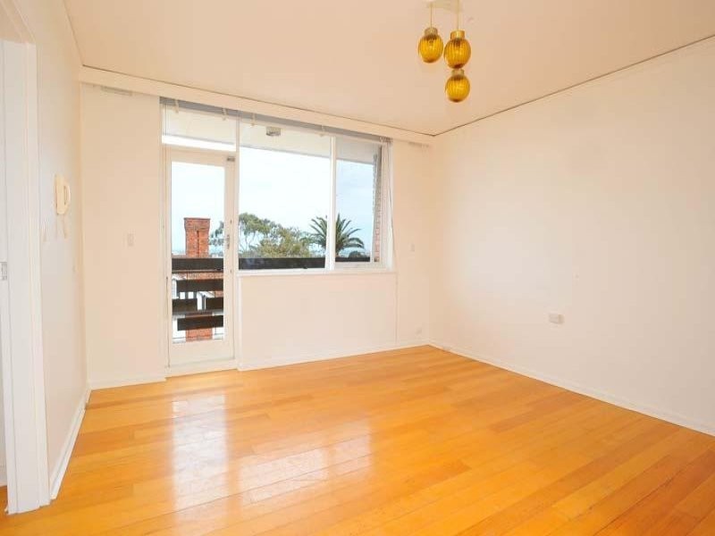 6/72 Barkly Street, St Kilda VIC 3182