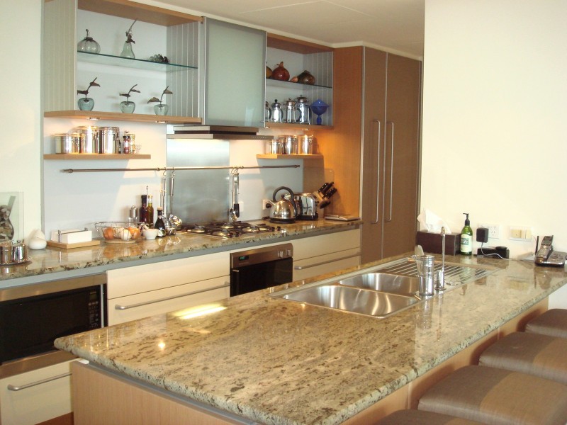 1003/19 QUEENS ROAD, Melbourne VIC 3004