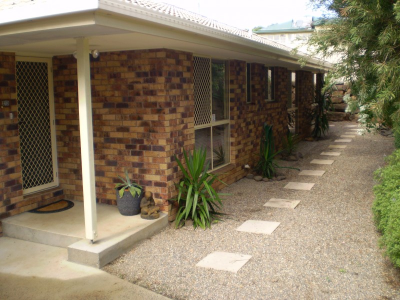 10 Pioneer Parade, Banora Point NSW 2486