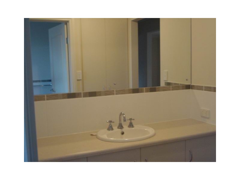 140 Wentworth Parade, Hindmarsh Island SA 5214