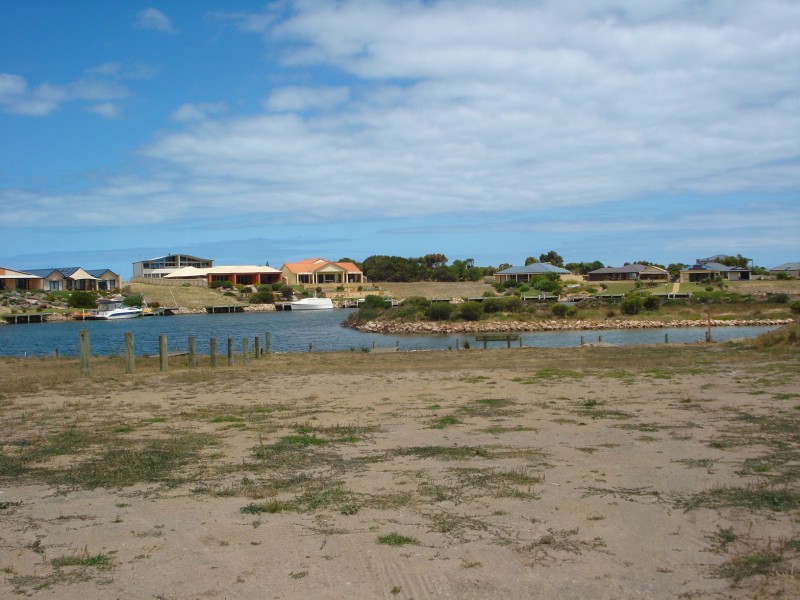 (39) Lot 496 Wentworth Parade, Hindmarsh Island SA 5214