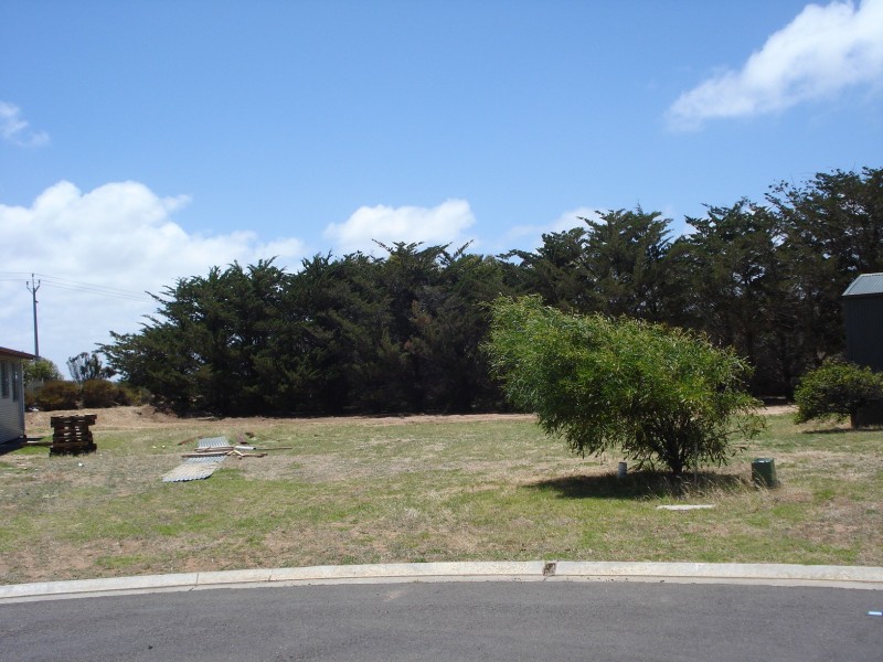 6 Charles Street, Middleton SA 5213