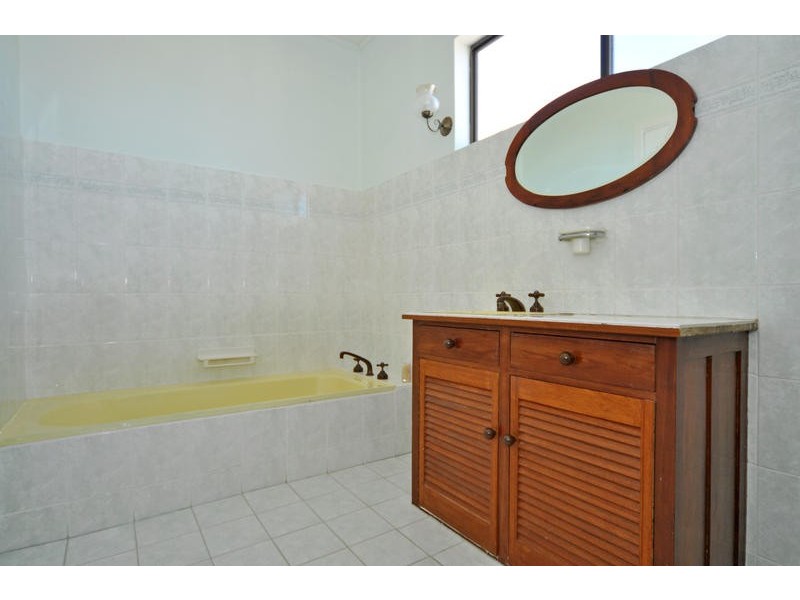 73 Mundoo Channel Drive, Hindmarsh Island SA 5214