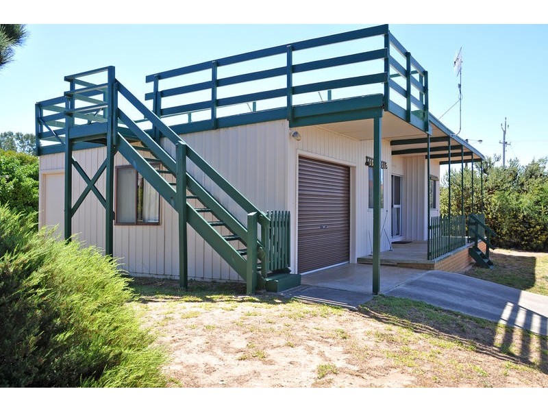 11 Castle Avenue, Goolwa Beach SA 5214