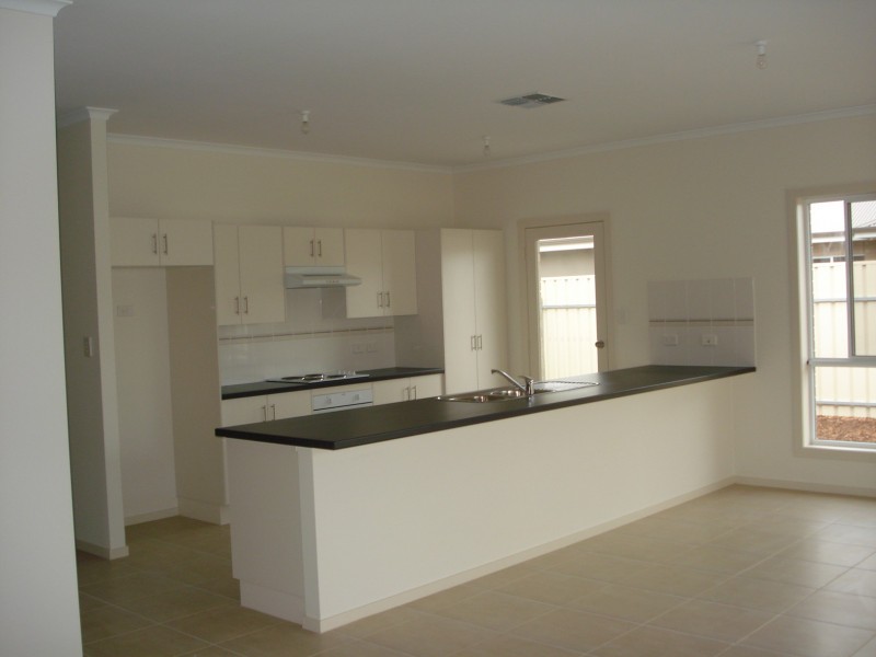 13 Chrystal Street, Goolwa SA 5214