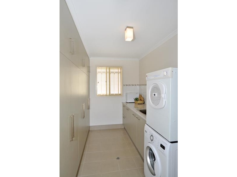 32 Fairway Drive, Mccracken SA 5211