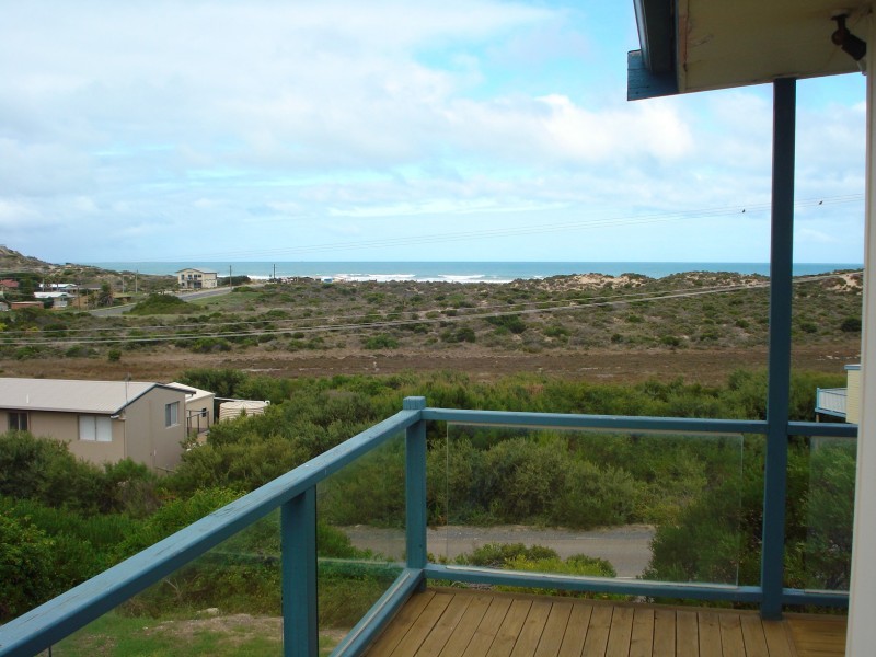 6 Neighbour Avenue, Goolwa Beach SA 5214