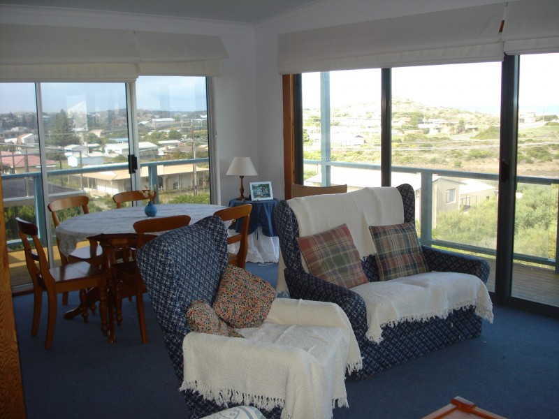 6 Neighbour Avenue, Goolwa Beach SA 5214