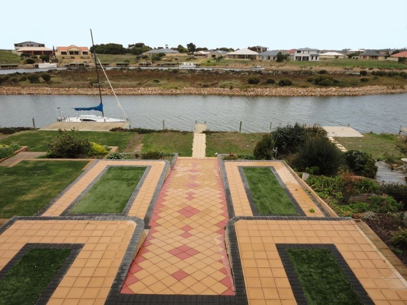 49 Wentworth Parade, Hindmarsh Island SA 5214