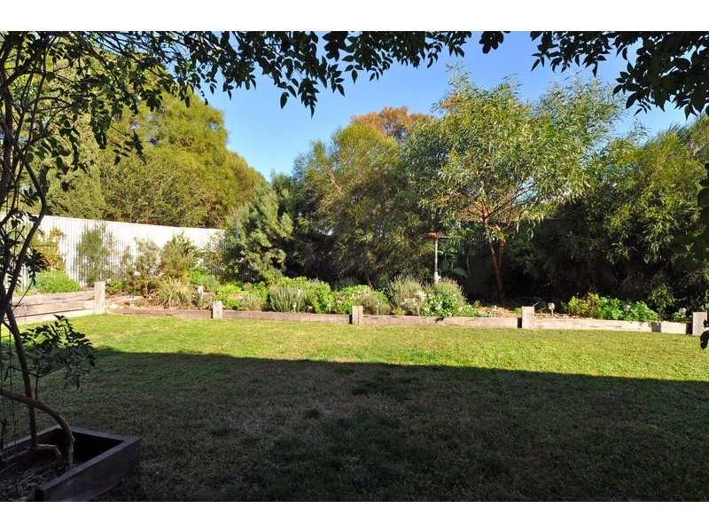 4 Holme Close, Goolwa Beach SA 5214