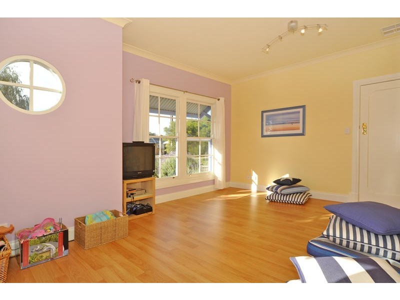 4 Holme Close, Goolwa Beach SA 5214