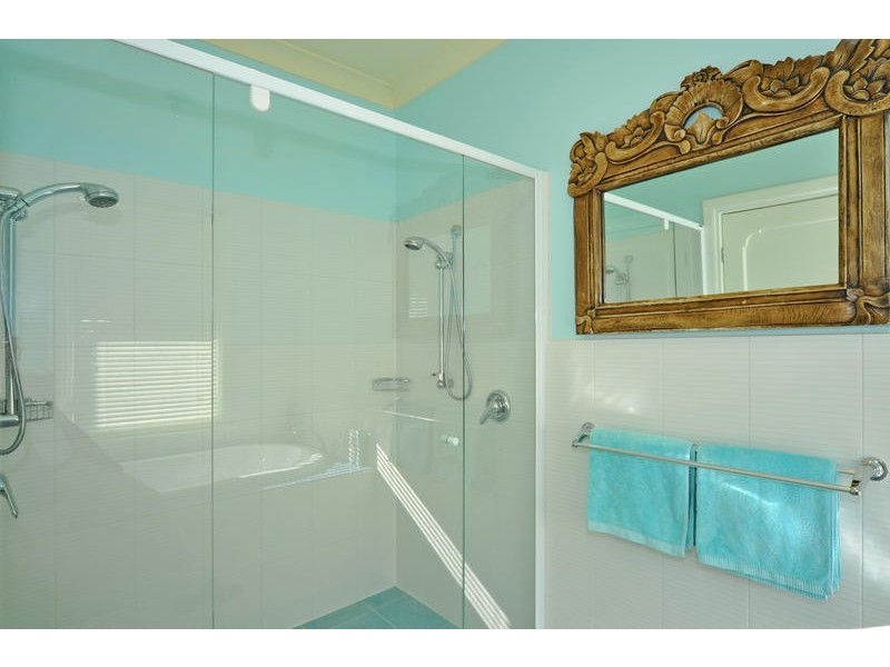 4 Holme Close, Goolwa Beach SA 5214