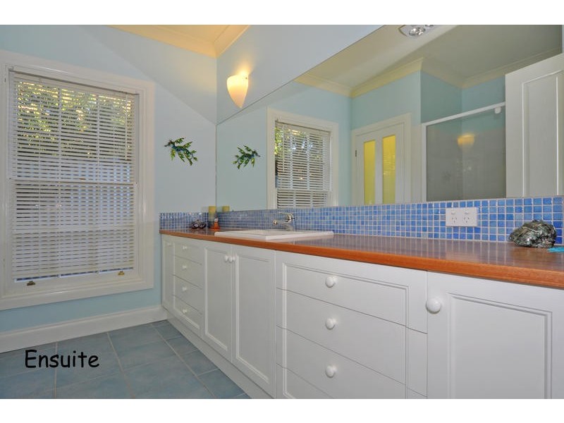 4 Holme Close, Goolwa Beach SA 5214