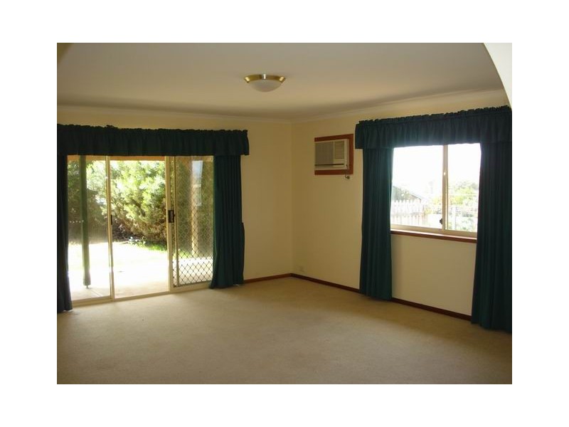 24 Bradford Road, Goolwa Beach SA 5214