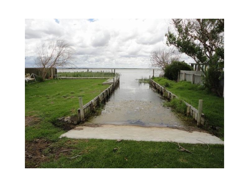 42 Edison Street, Hindmarsh Island SA 5214