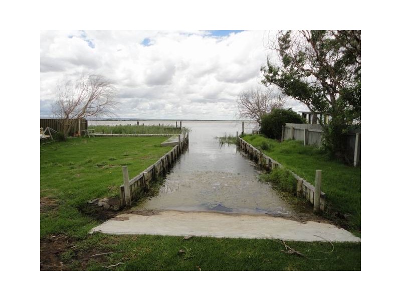 42 Edison Street, Hindmarsh Island SA 5214