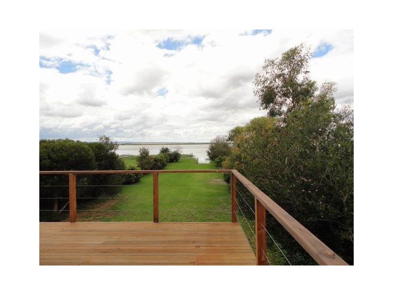 42 Edison Street, Hindmarsh Island SA 5214
